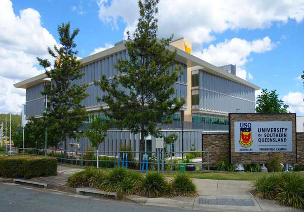 دانشکده‌های دانشگاه کوئینزلند جنوبی استرالیا