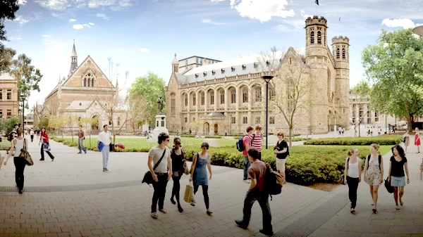 برنامه‌ها و مقاطع تحصیلی در دانشگاه آدلاید استرالیا