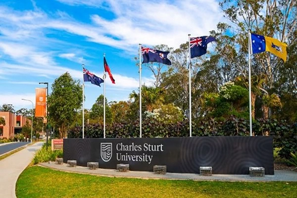 دانشگاه چارلز استورت استرالیا